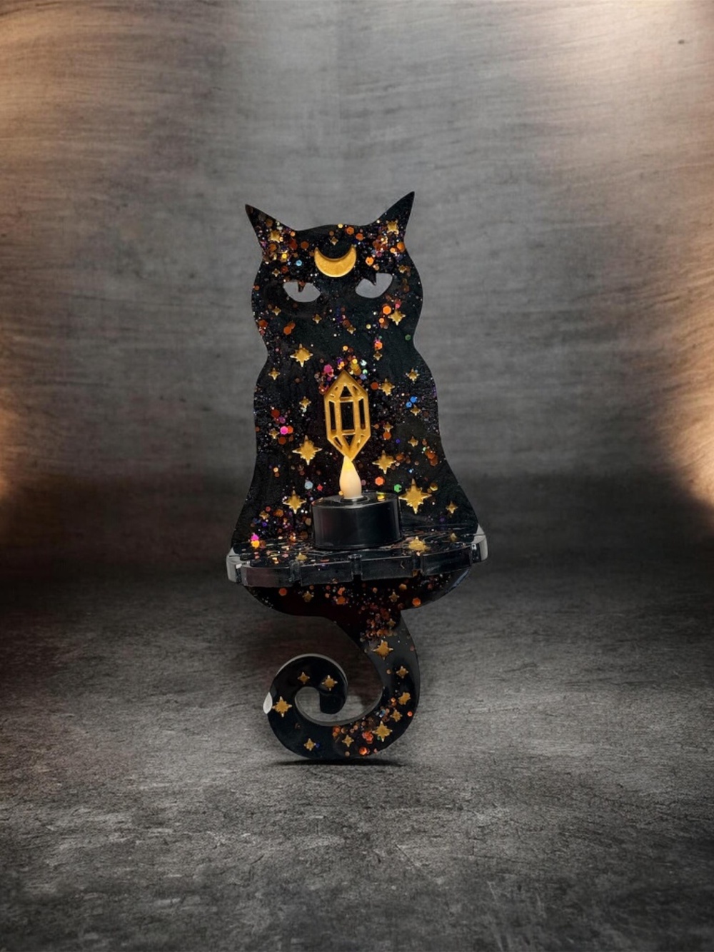 Resin cat candle holder